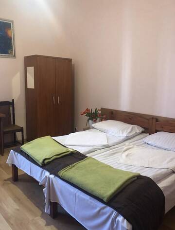 Фото номера Двухместный номер с 2 отдельными кроватями Отель Hotel Haga г. Ченстохова 10