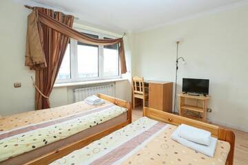 Фото номера Просторные апартаменты № 4 с 2 спальнями и балконом Апартаменты Apartamenty Częstochowa г. Ченстохова 5